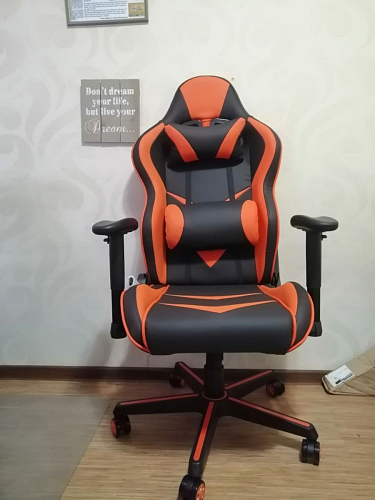 Компьютерное кресло Racer черное / бежевое фото покупателя 167