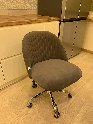 Компьютерное кресло Melody черное фото покупателя 10