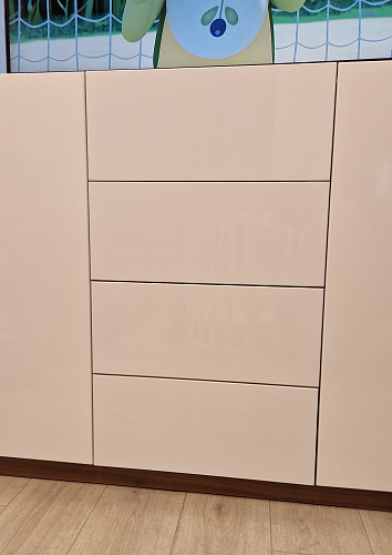 Комод Мебелеф - 37 ясень шимо тёмный / белоснежный глянец фото покупателя 3