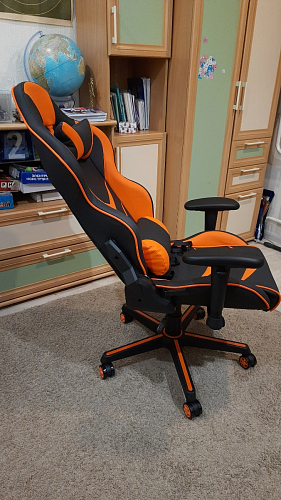 Компьютерное кресло Racer черный / красный / бежевый фото покупателя 48