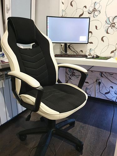 Компьютерное кресло Gamer черное / бежевое фото покупателя 11