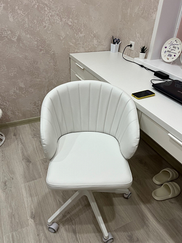 Компьютерное кресло Пард экокожа белый фото покупателя 138