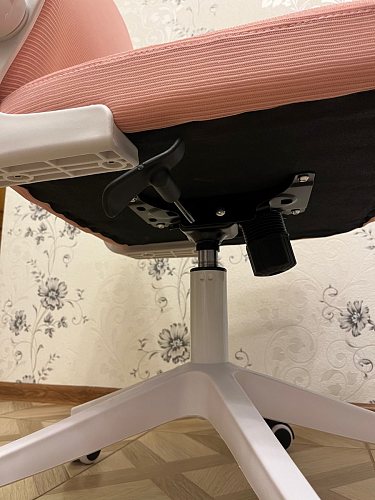 Компьютерное кресло Konfi light gray / white фото покупателя 239