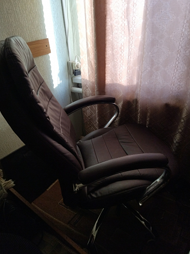 Компьютерное кресло Tomar коричневое фото покупателя 49