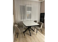 Стул на металлокаркасе Gabi 1 бежевый / черный с серебряными наконечниками фото покупателя 284