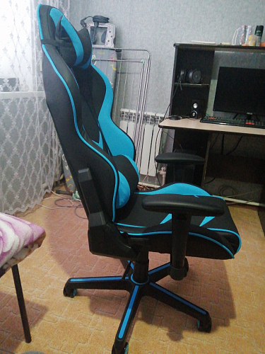 Компьютерное кресло Racer черный / красный / бежевый фото покупателя 138