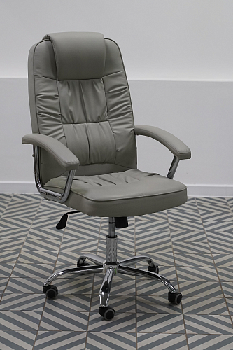 Компьютерное кресло Rik black из шоурума 1